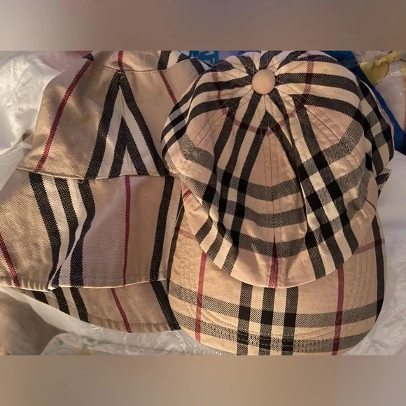 Burberry Cap and Bucket Hat - Picture 1 of 5